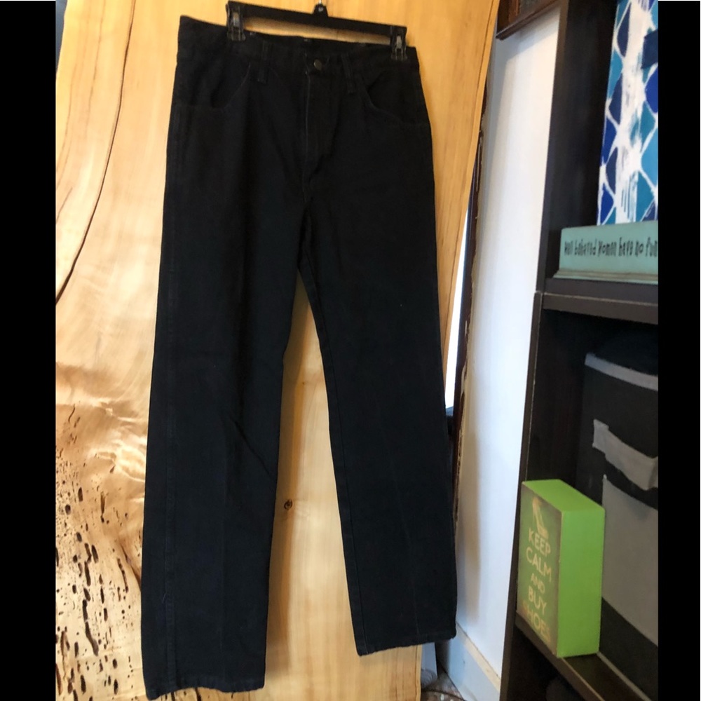 LAST CHANCE Rustler Jeans 32x32